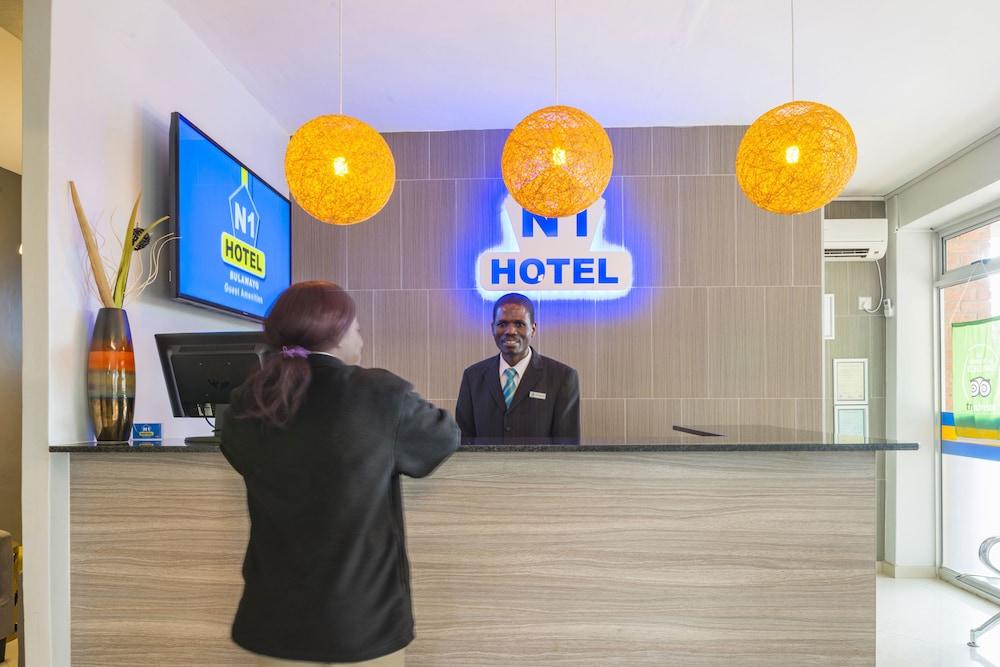 N1 Hotel & Campsite מפלי ויקטוריה מראה חיצוני תמונה